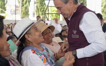 Entrega Pepe Chedraui más de 5 mil despensas del programa “Alimentación Imparable” en San Miguel Canoa